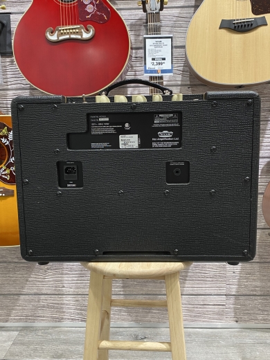Store Special Product - Vox - AC10C1